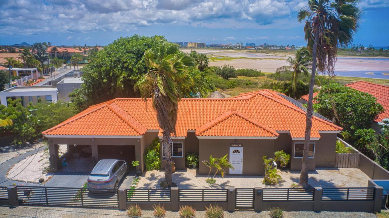Lama Y Solo Unique Private Room Walking Distance To The Beach Palm Beach Exteriér fotografie
